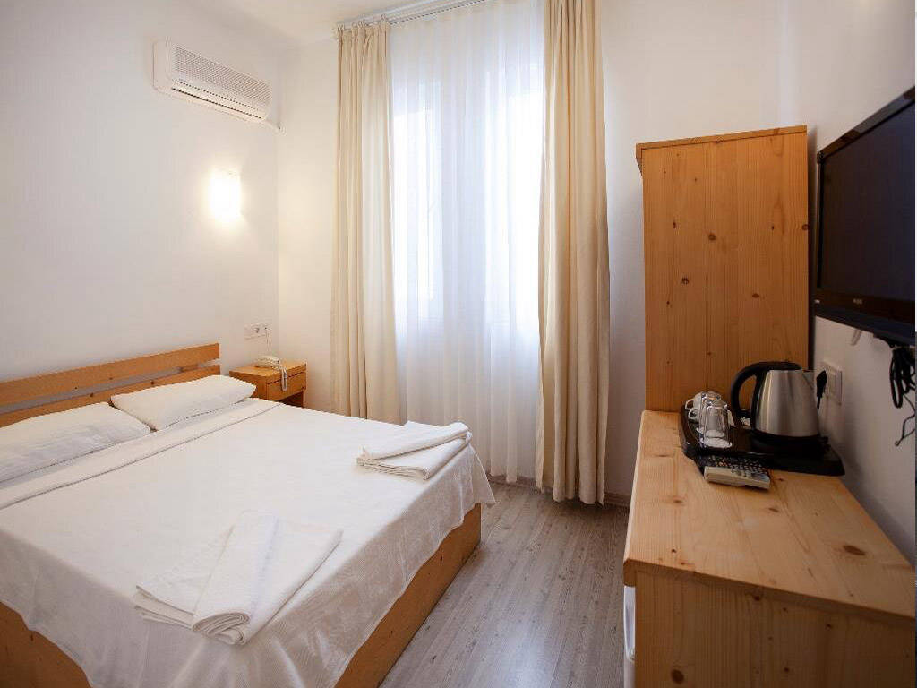 Zephyros City Otel Datça Merkez Standart Oda